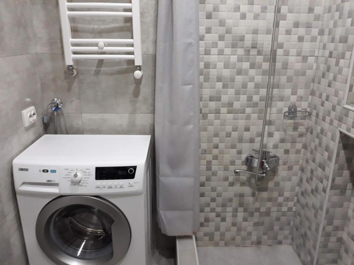 Grigol'S Apartament Tbilisi Exterior photo